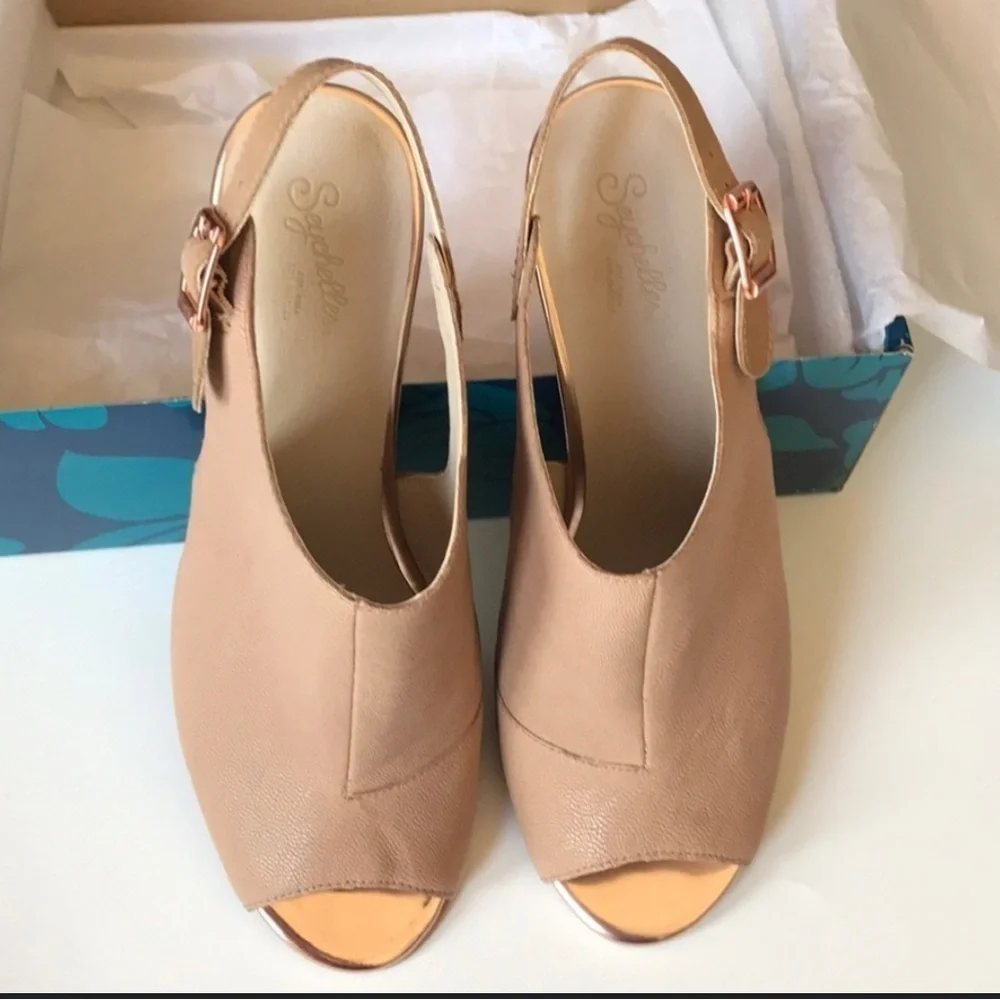 Seychelles Anthropologie Slingback Chevron Block Heel Shoes tan color 7.5